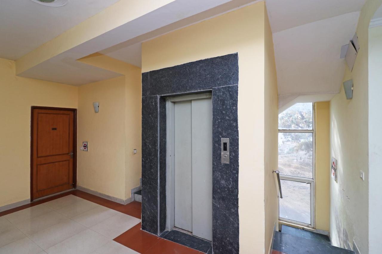 Hotel Oyo 6608 Sector 56 Badshahpur Zewnętrze zdjęcie